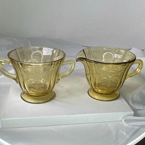 Vintage Federal Glass Madrid Amber Sugar & Creamer set.